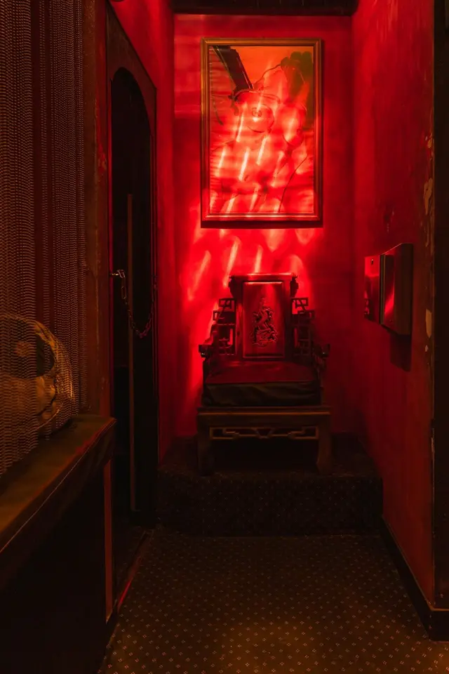 Overside Club, swingers club in Paris